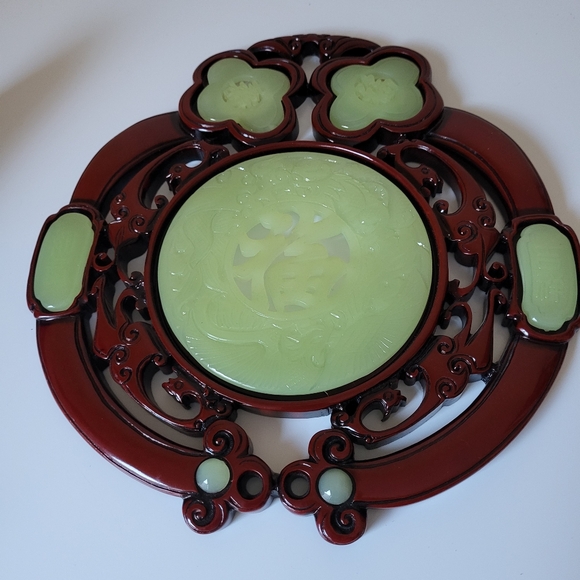 Faux Jade and Resin Decorative Chinese Wall Hanging - Picture 10 of 15